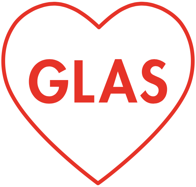 norrtalje-byggnadsglas-hjarta-vit